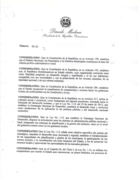 Portada: Decreto 85-15